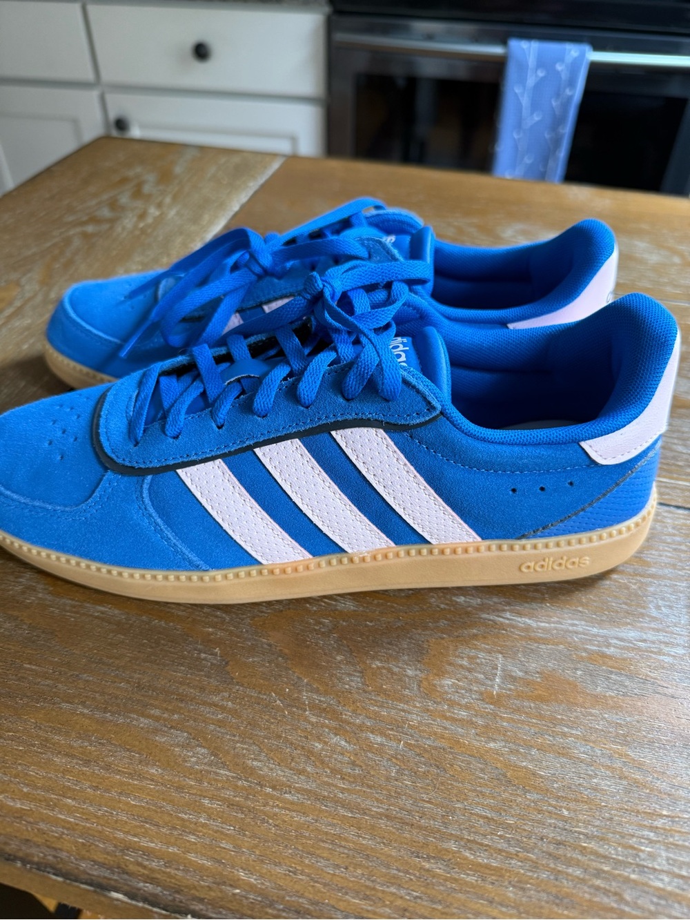 adidas Bright Blue Cloudfoam Plus Athletic Shoe with Pink Nail Accent